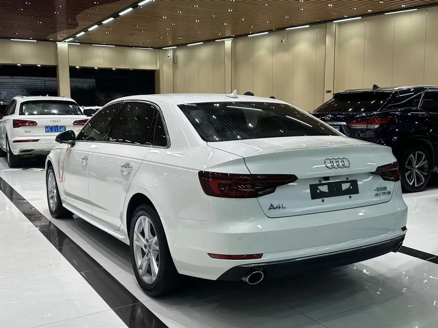 Audi A4L