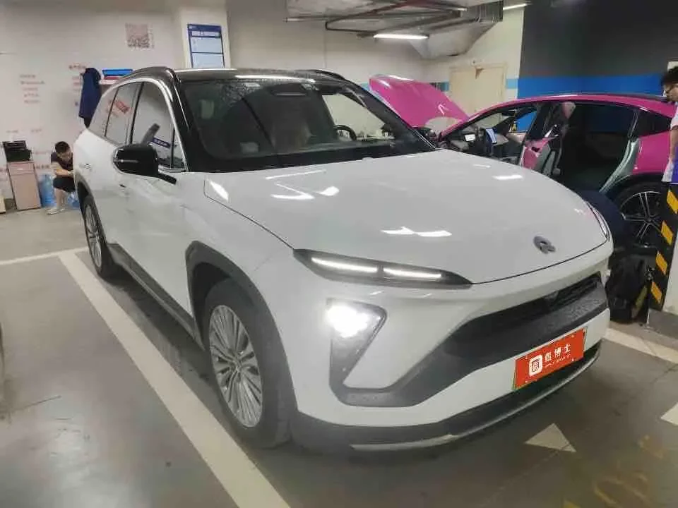 NIO ES6