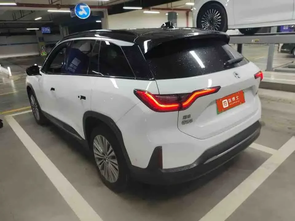 NIO ES6