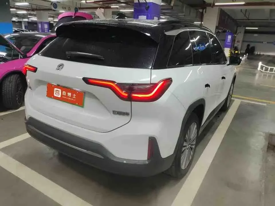 NIO ES6