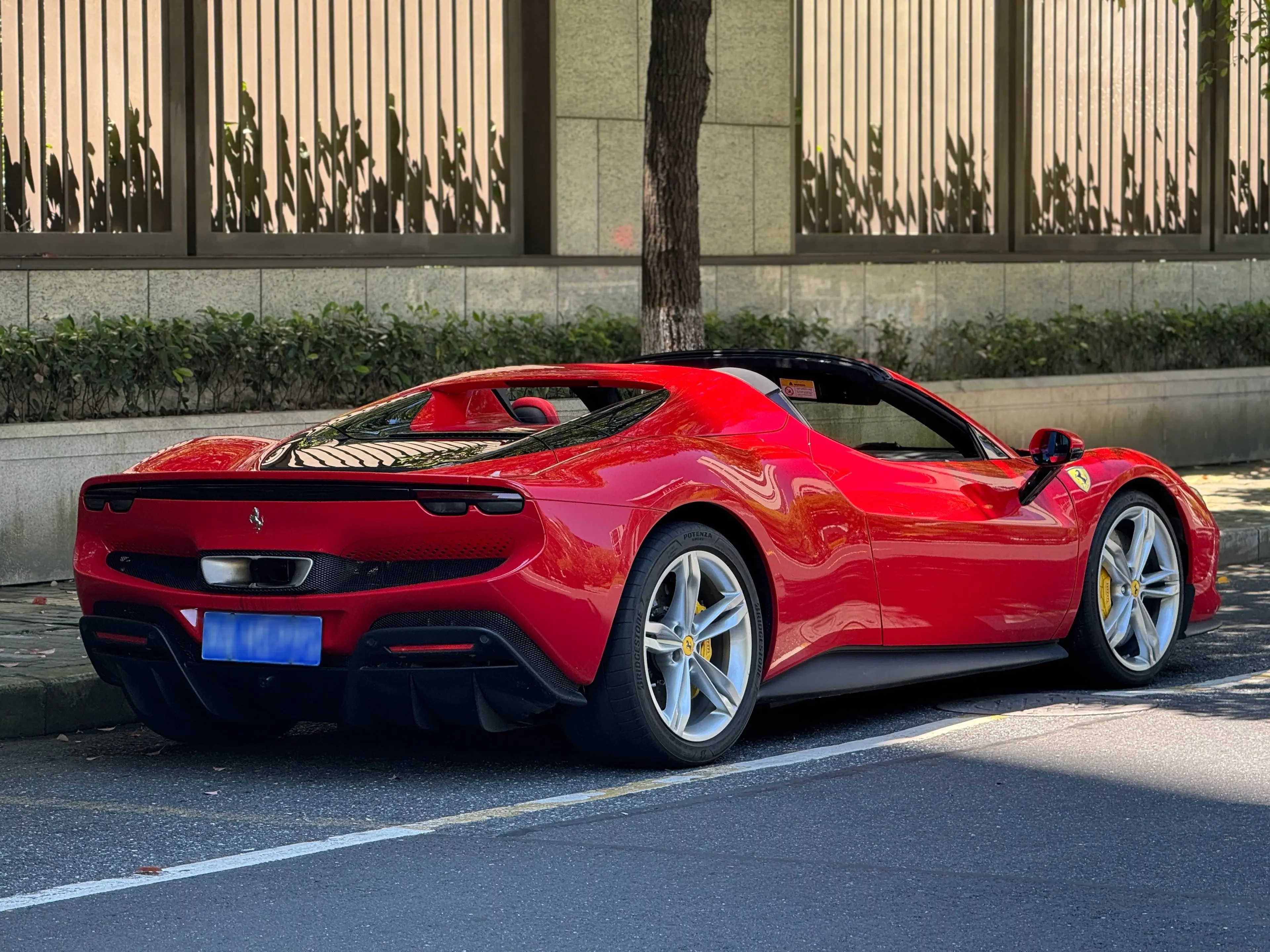 Ferrari 296