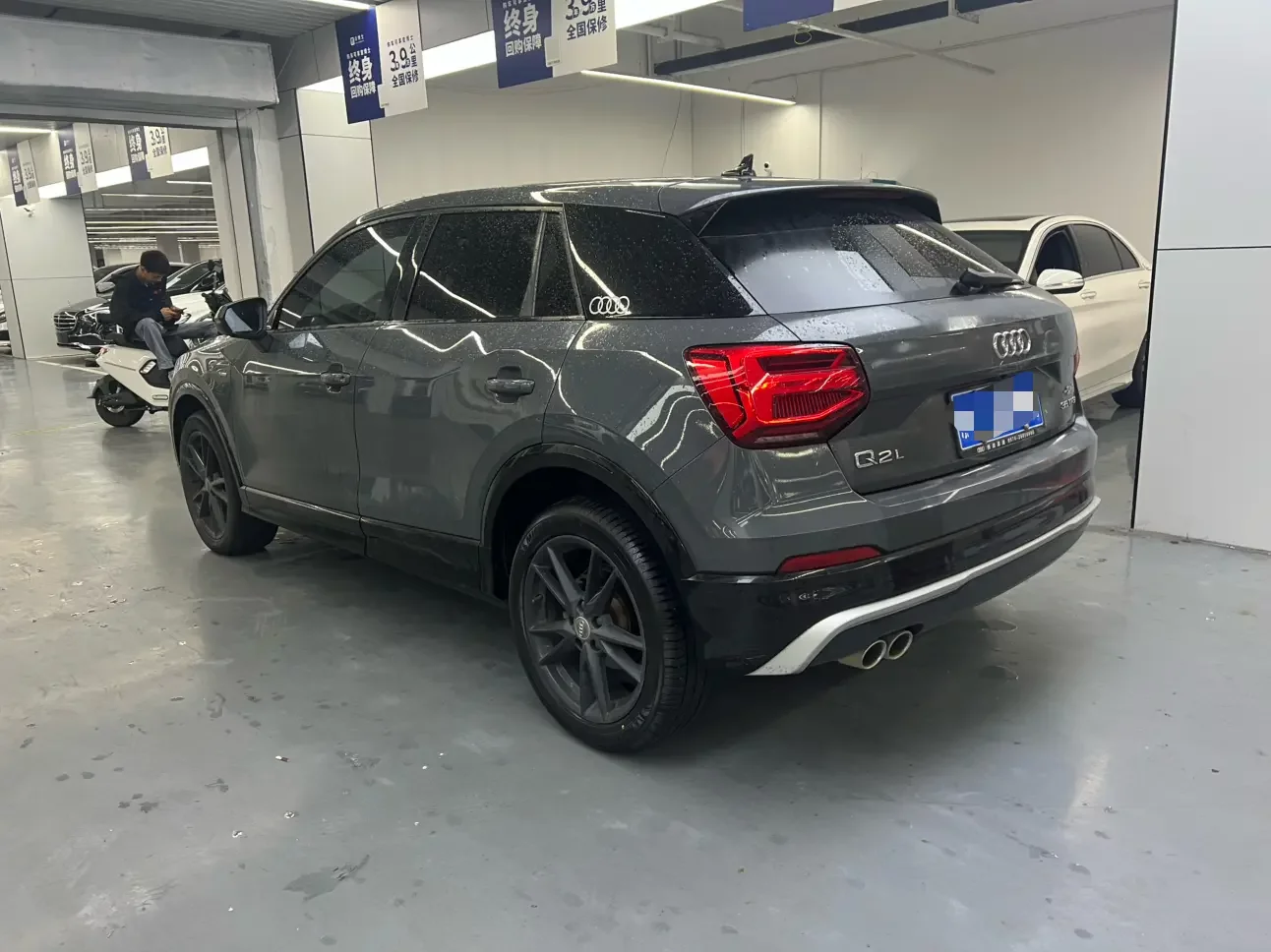 Audi Q2L