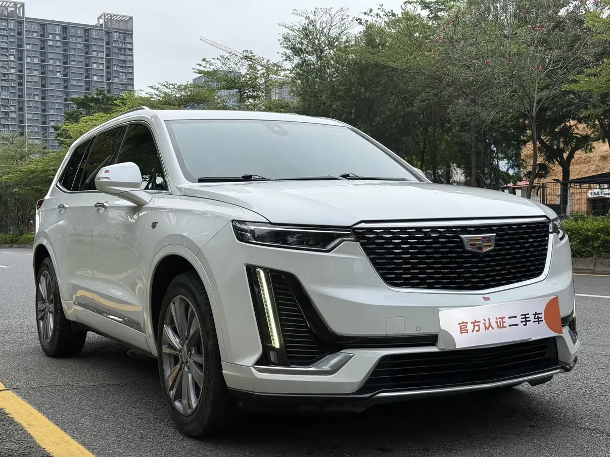 Cadillac XT6