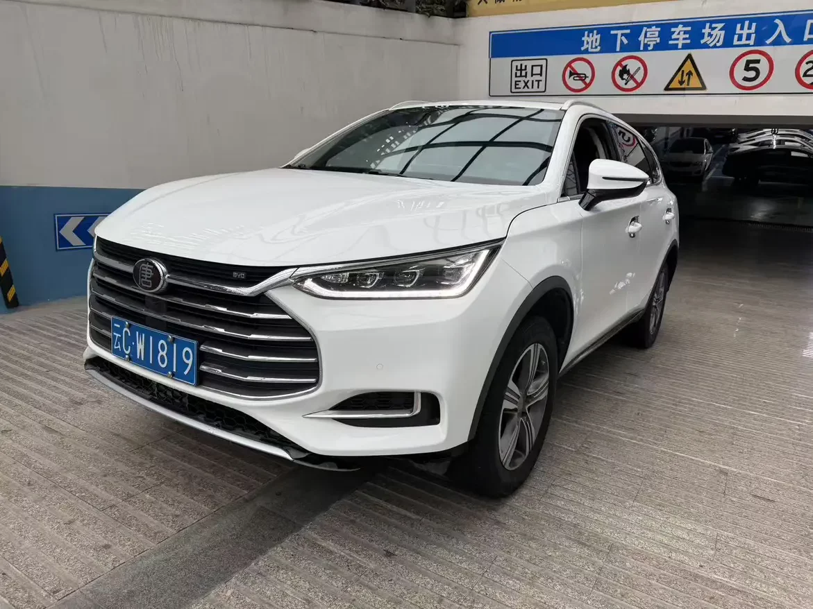 BYD Tang