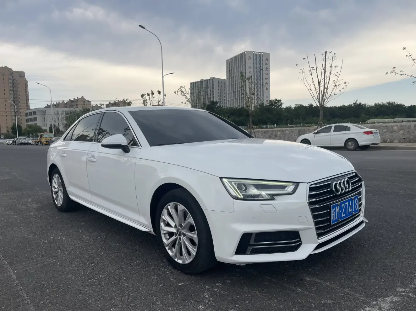 Audi A4L