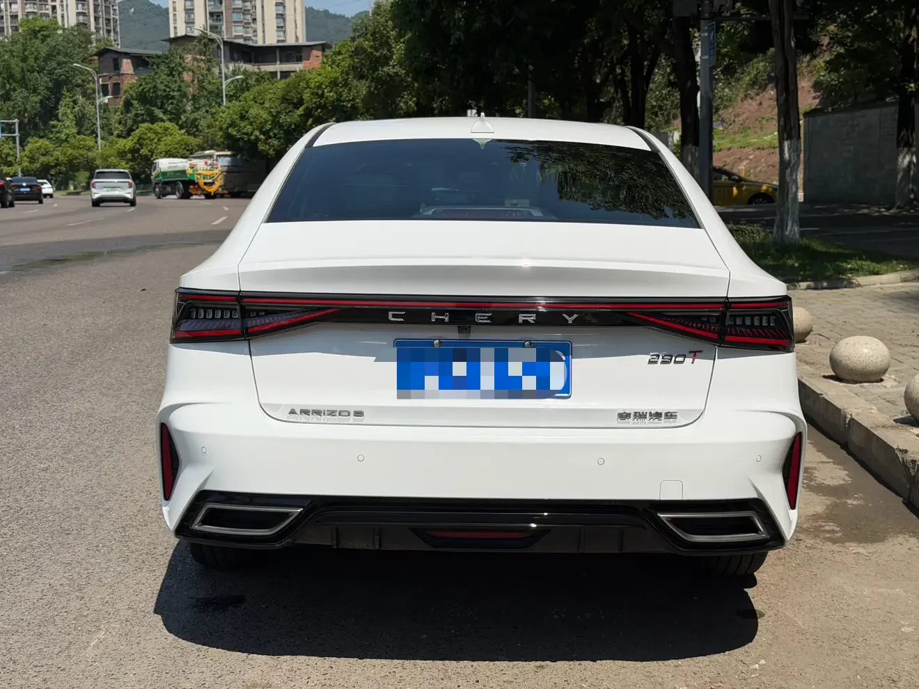 Chery Arrizo 8