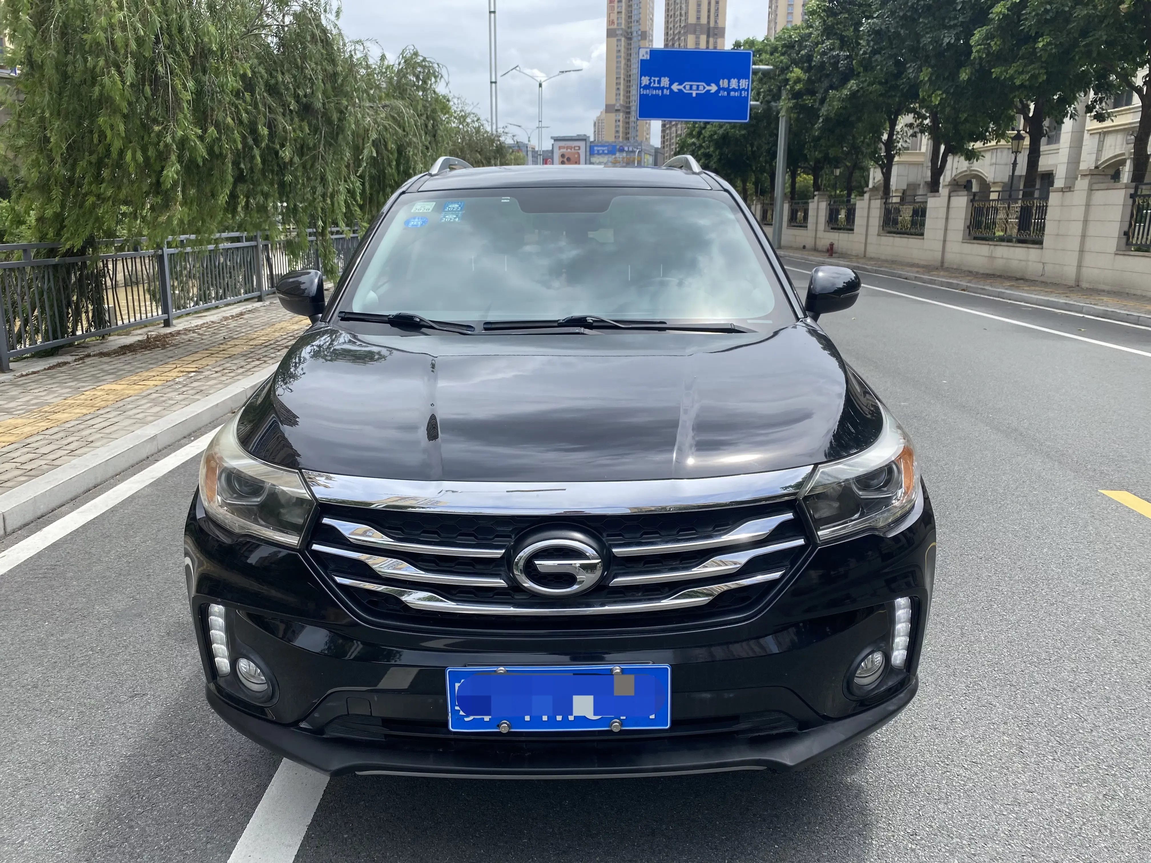 GAC Trumpchi GS4  из Китая