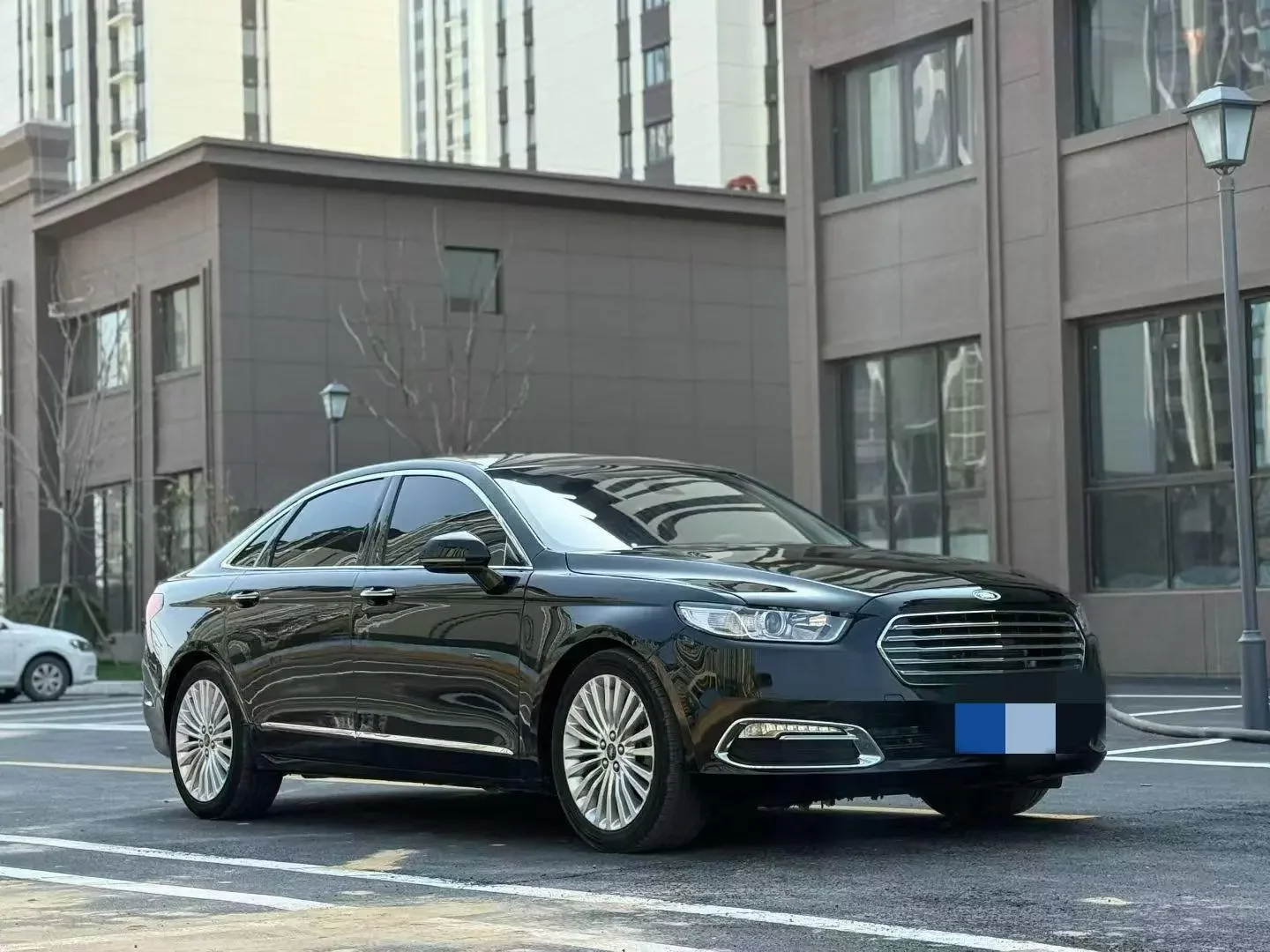 Ford Taurus