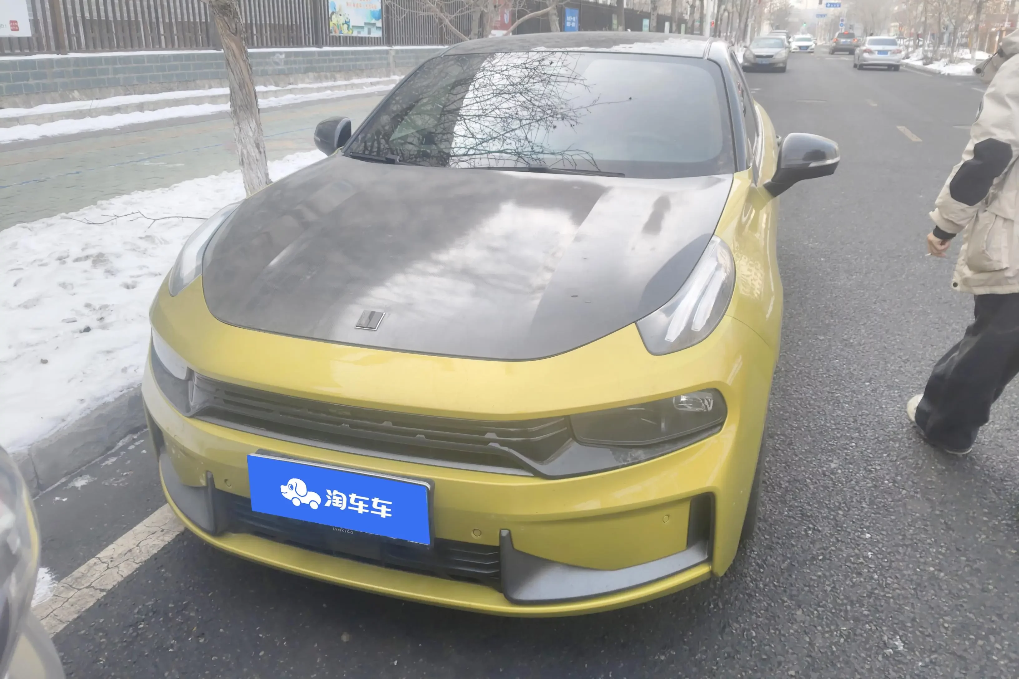 Lynk & Co 03