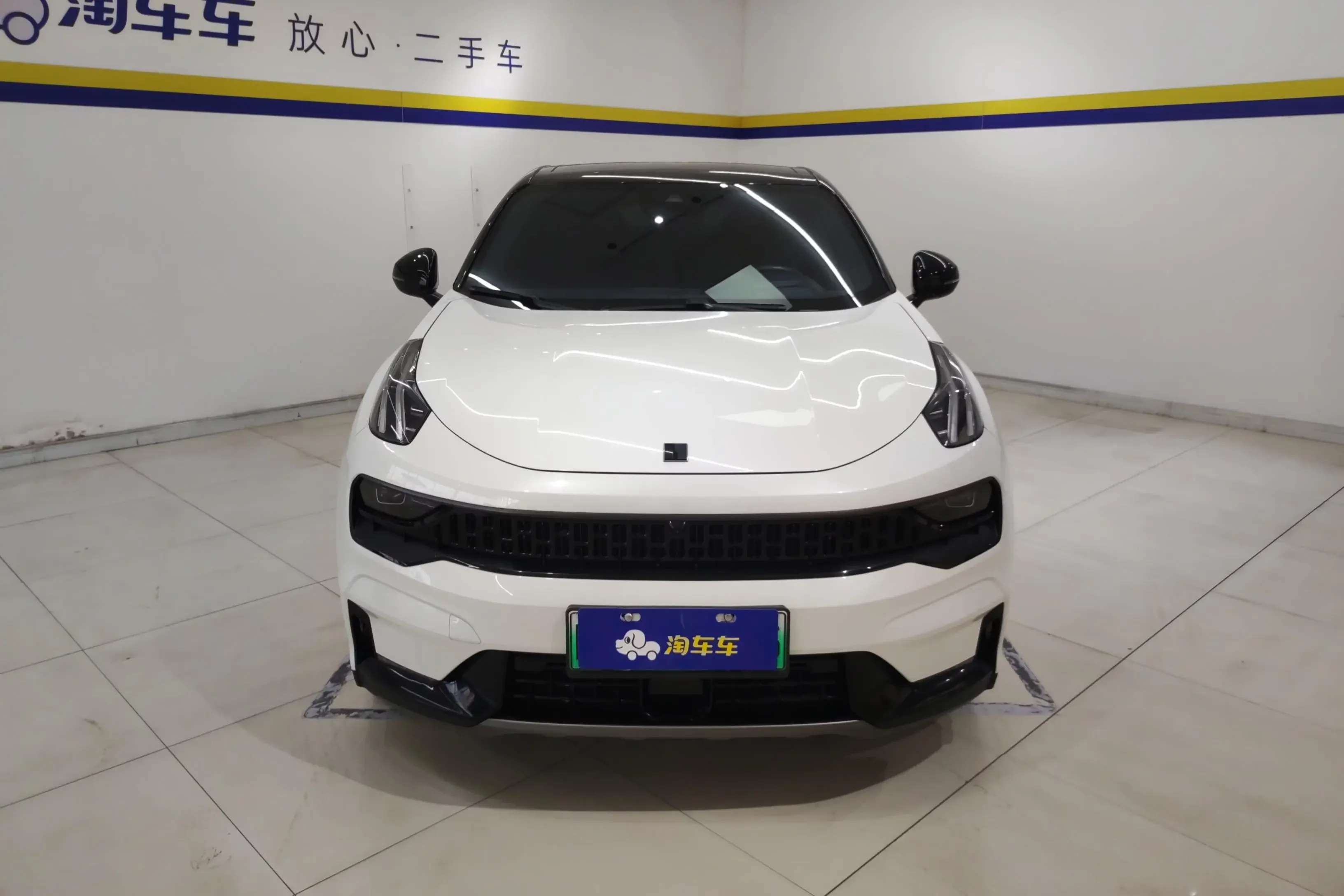 Lynk & Co 05 EM-P