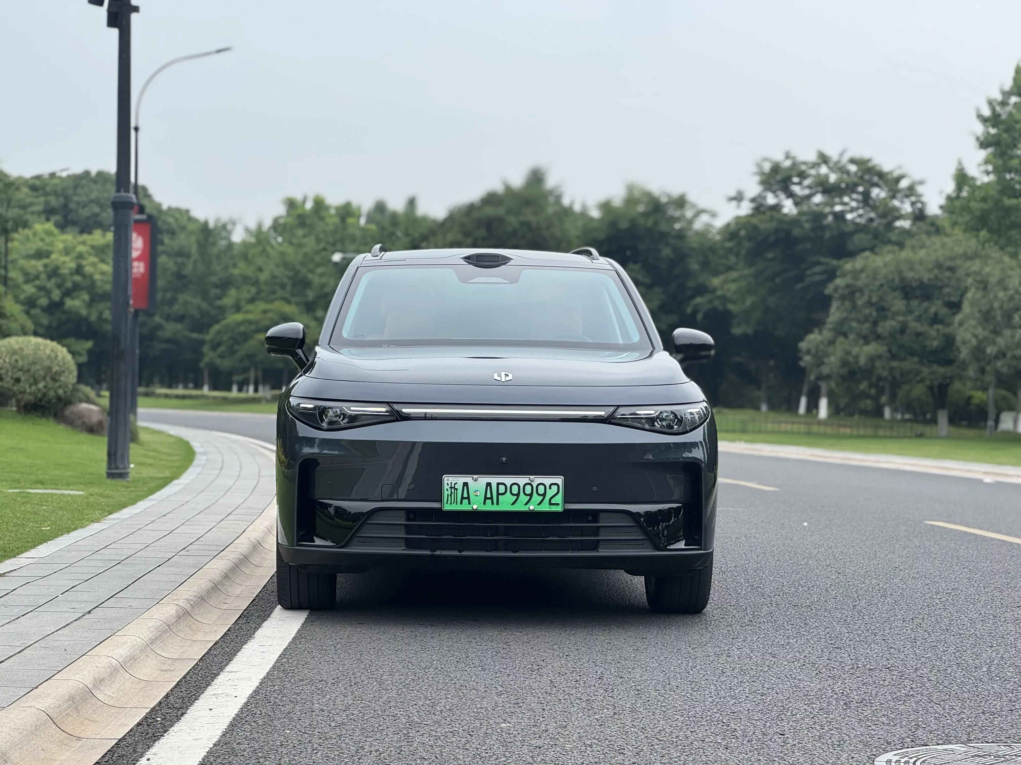 Leapmotor C16