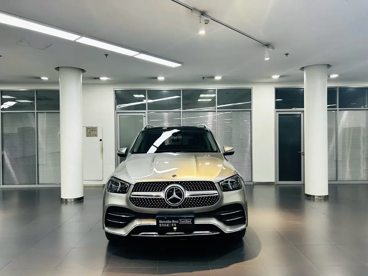 Mercedes-Benz GLE (Imported)