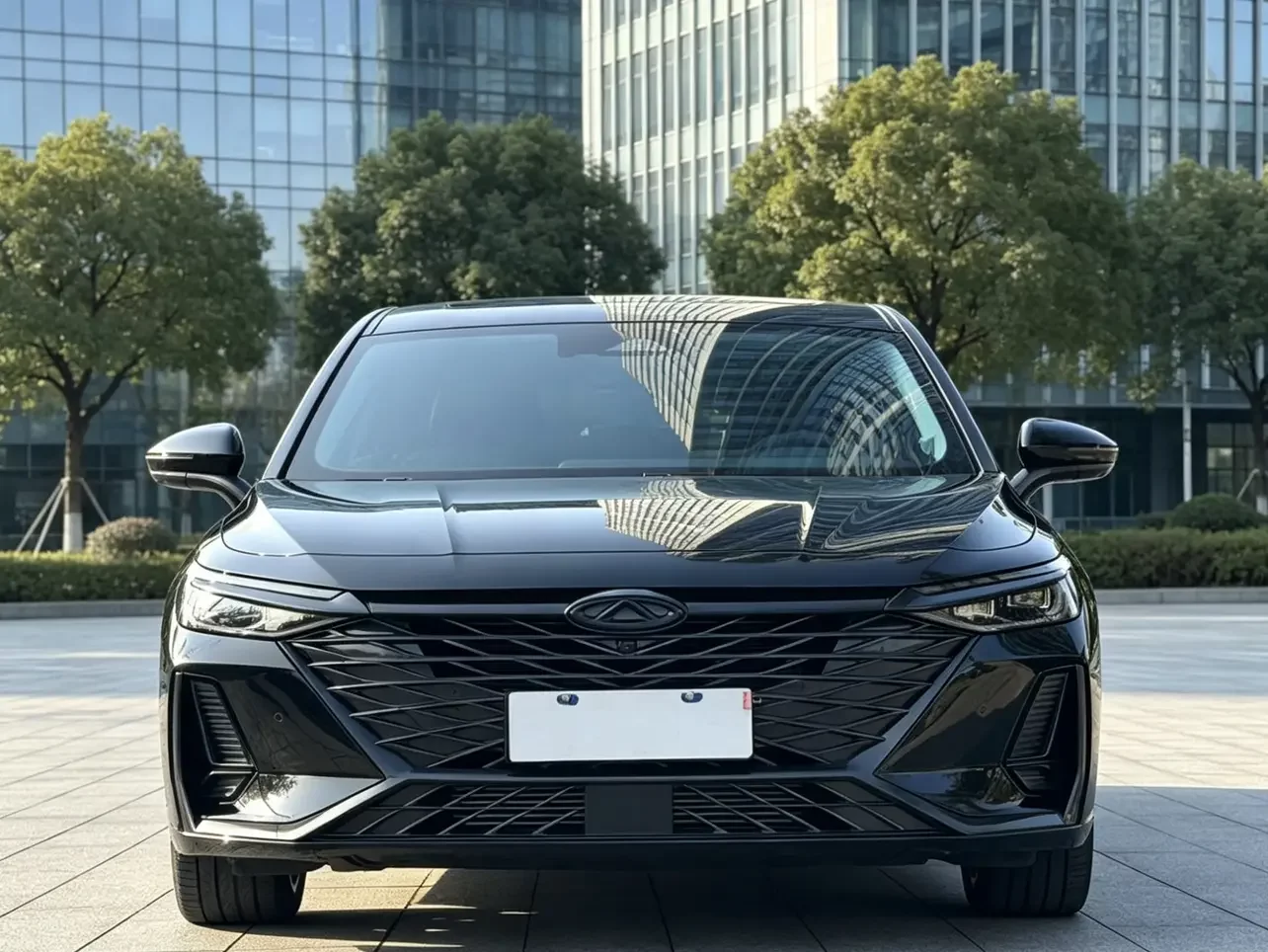Chery Arrizo 8