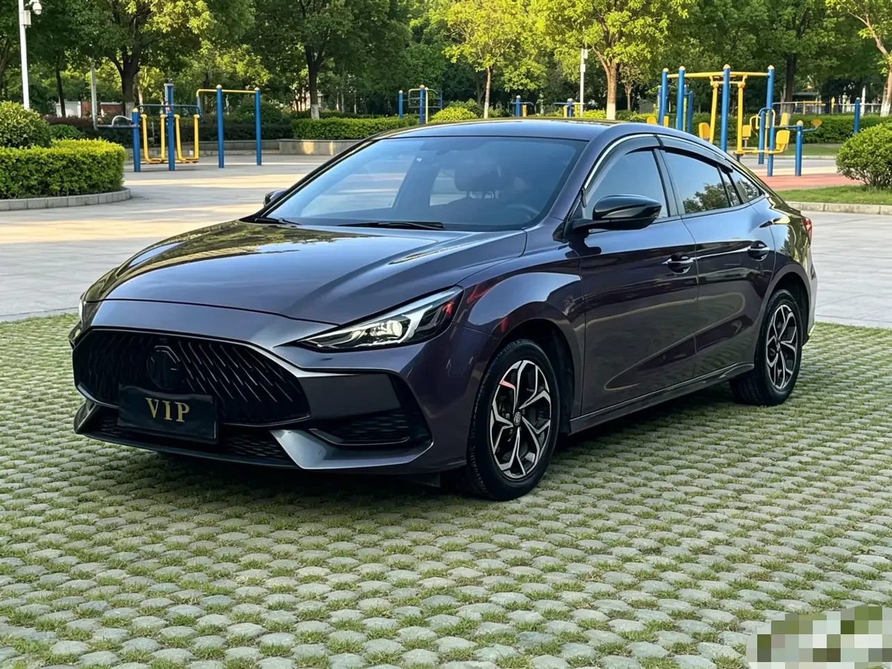 MG 5