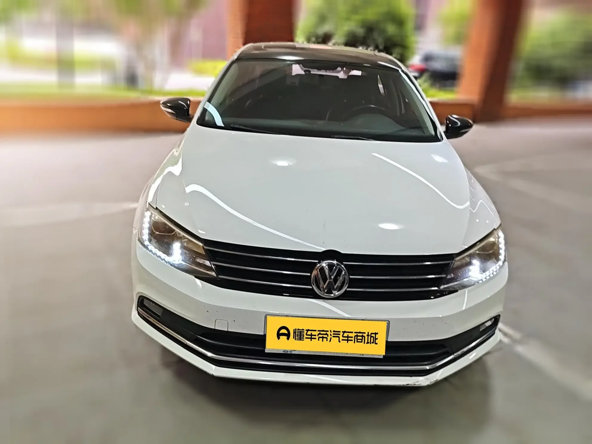 Volkswagen Sagitar