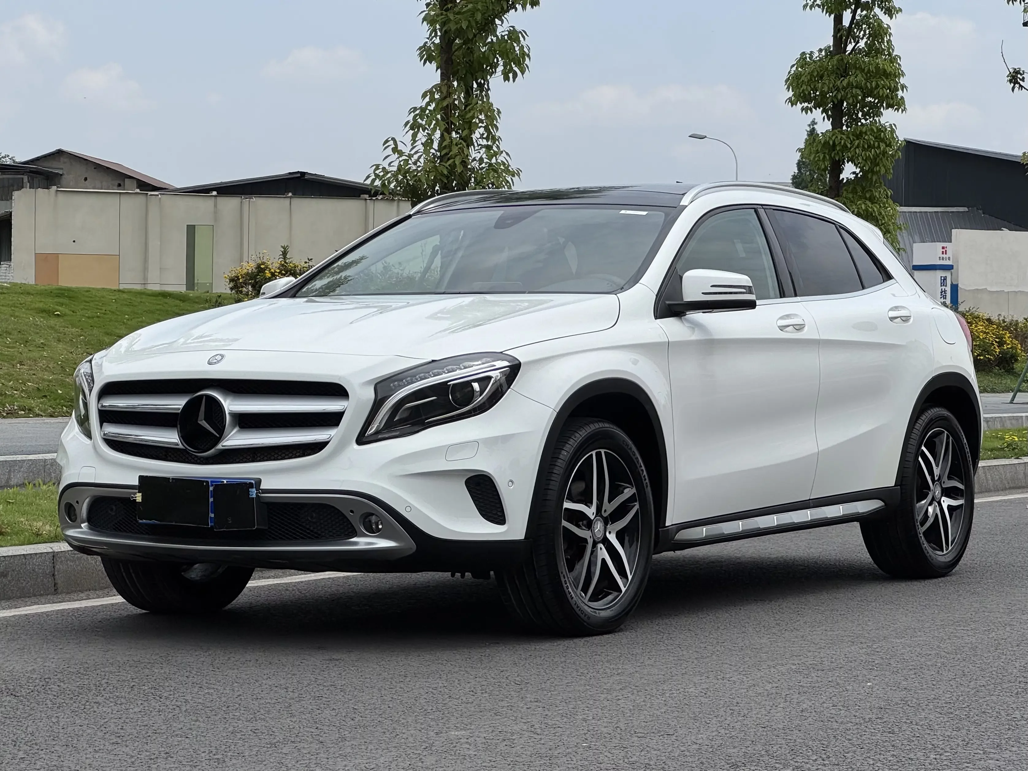Mercedes-Benz GLA