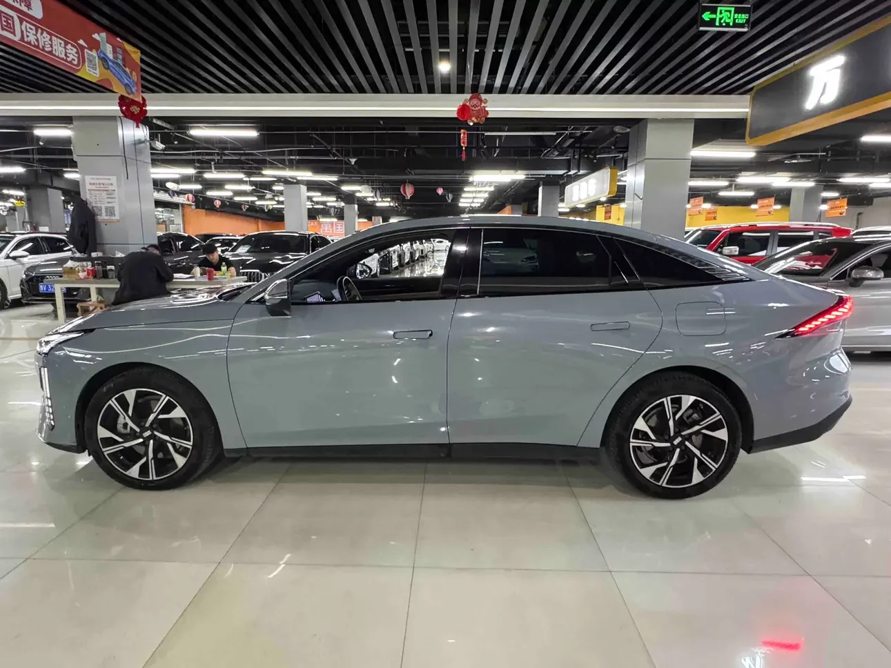 Geely Galaxy L6