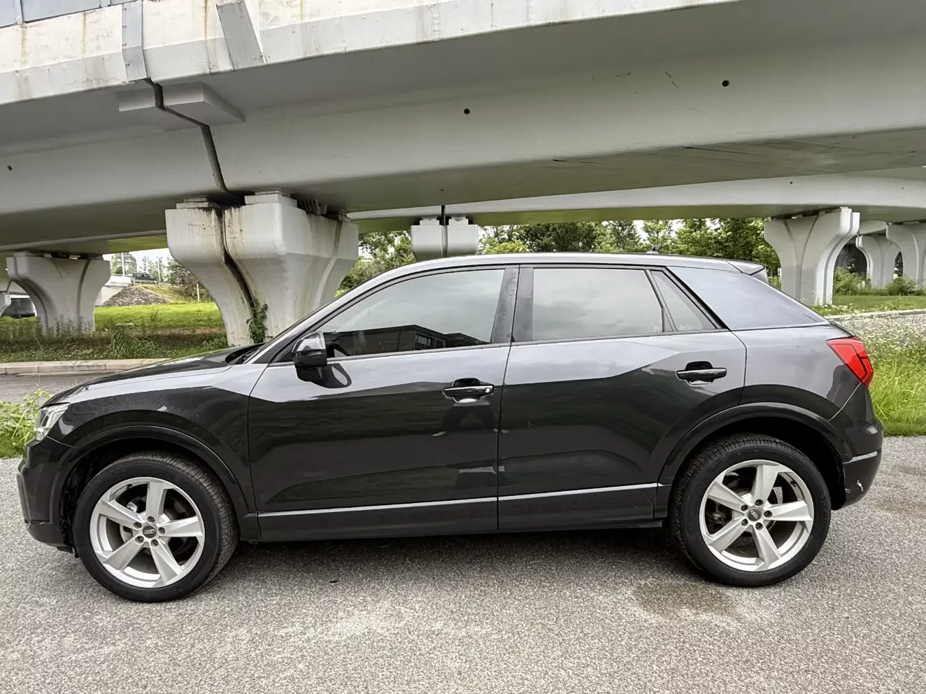 Audi Q2L