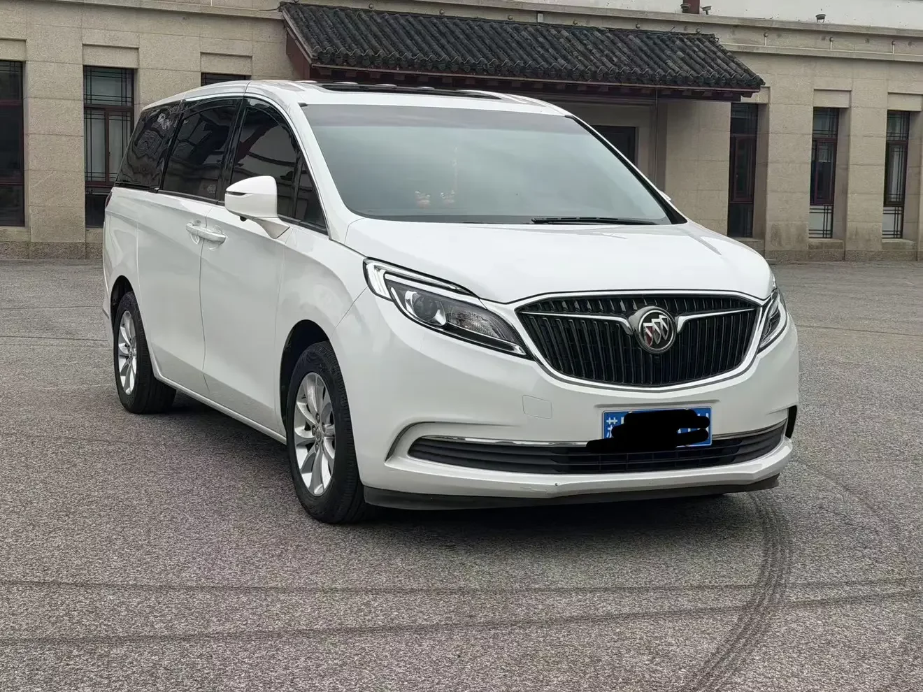 Buick GL8