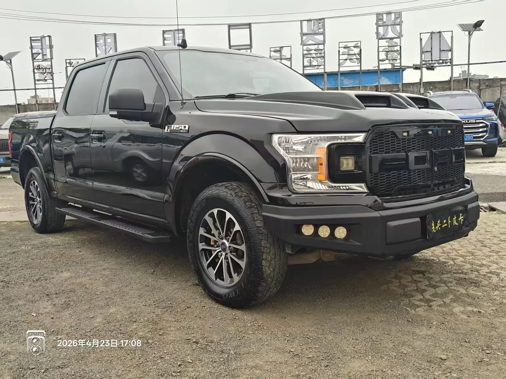 Ford F-150 Raptor
