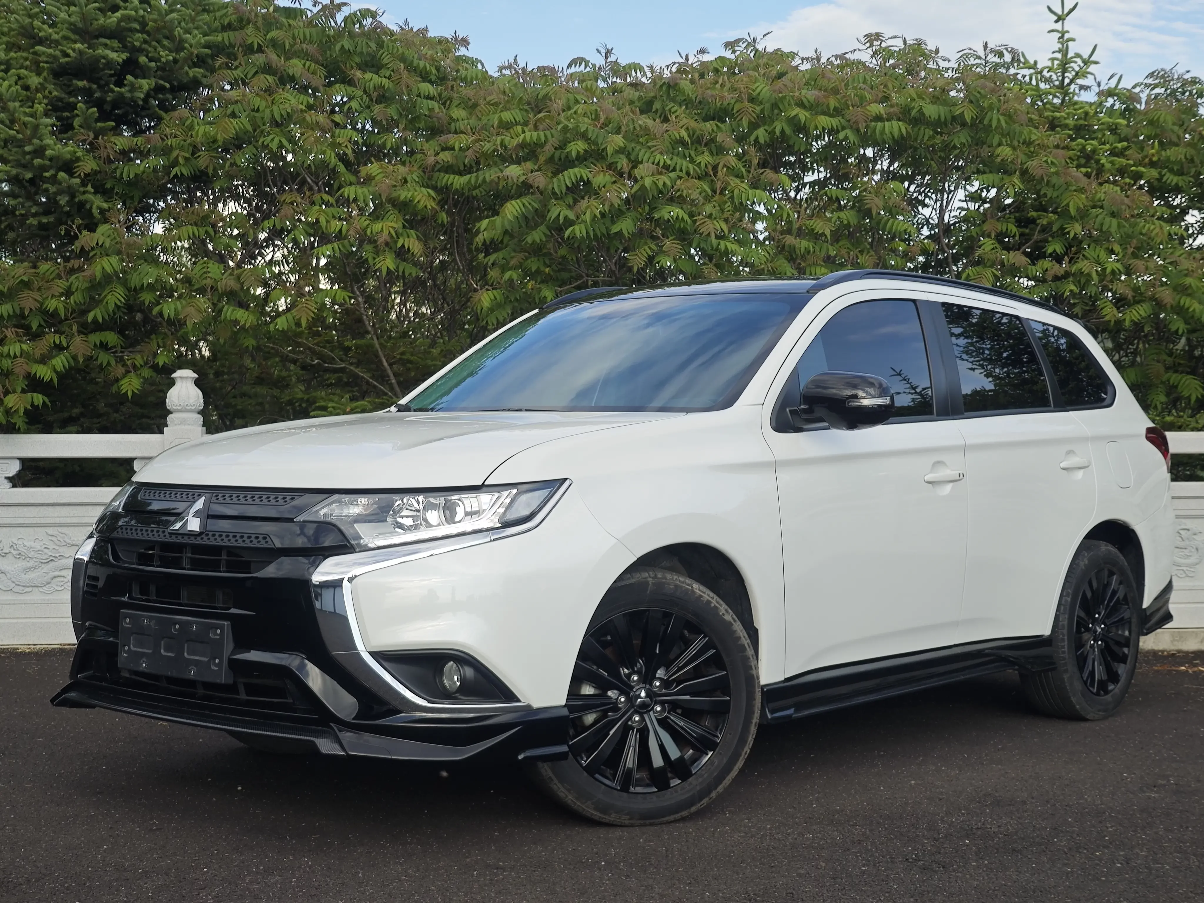 Mitsubishi Outlander  из Китая