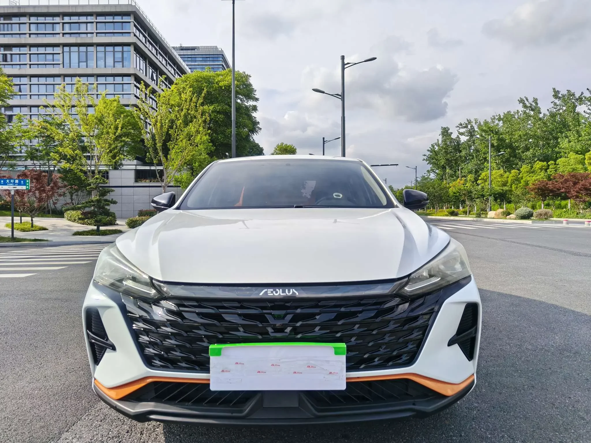 Dongfeng Yixuan