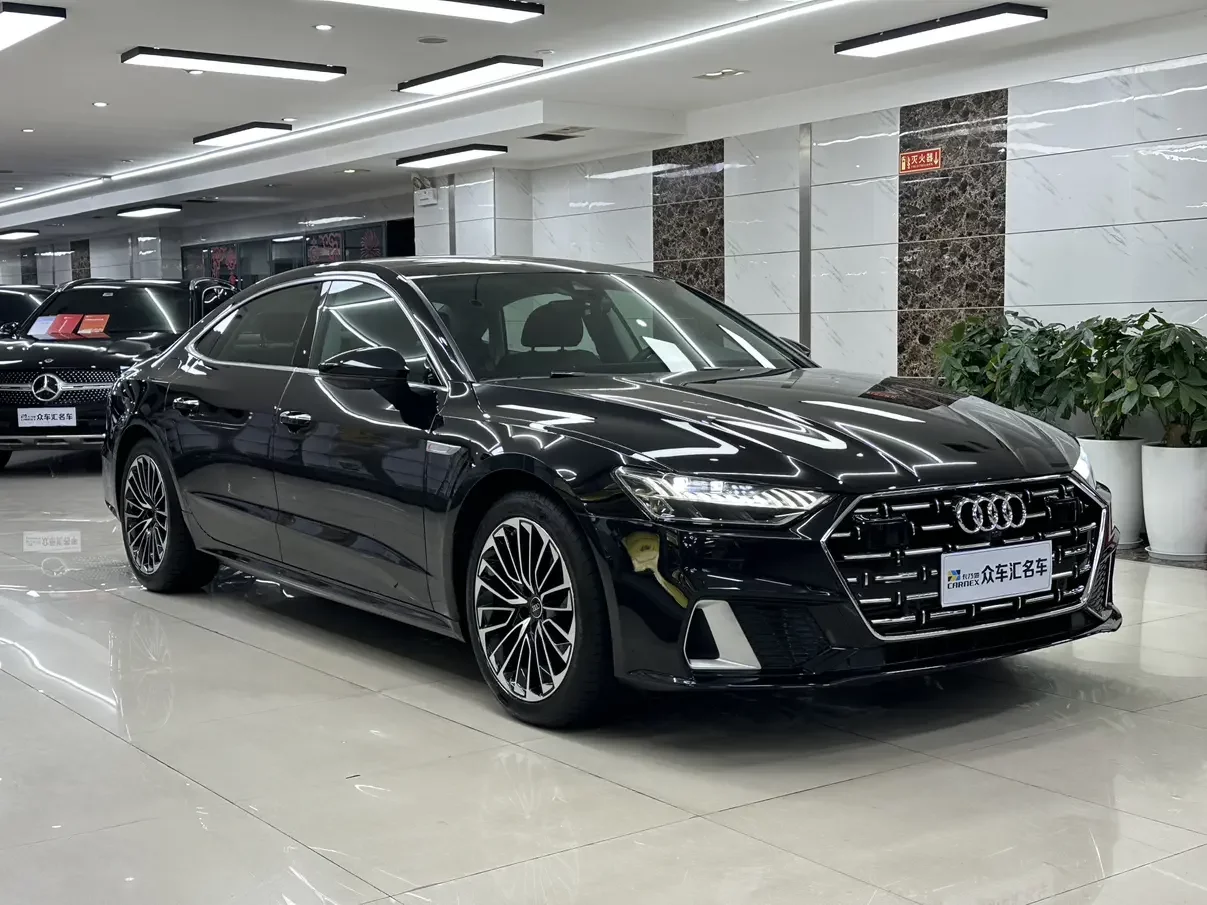 Audi A7L