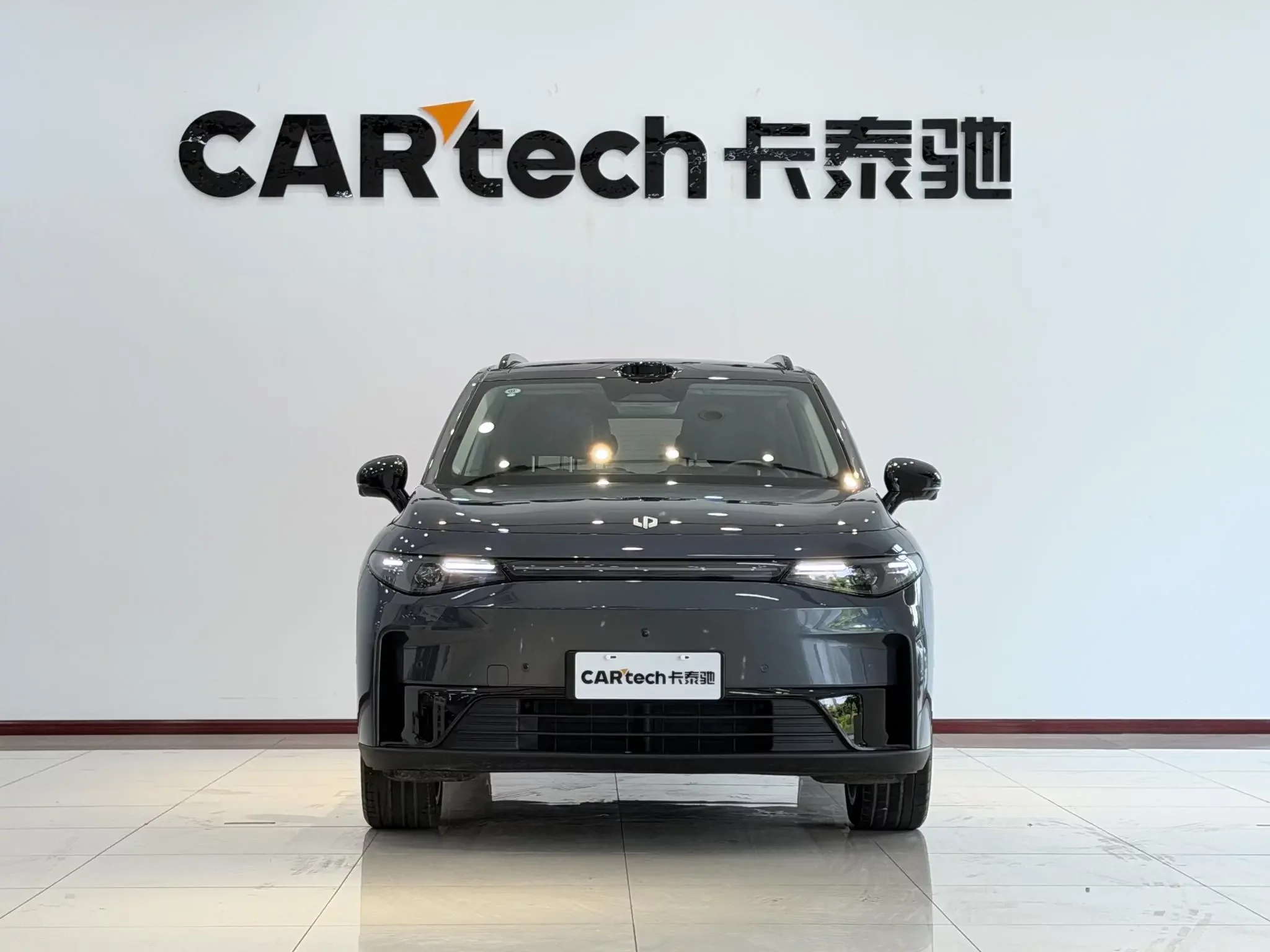 Leapmotor C16