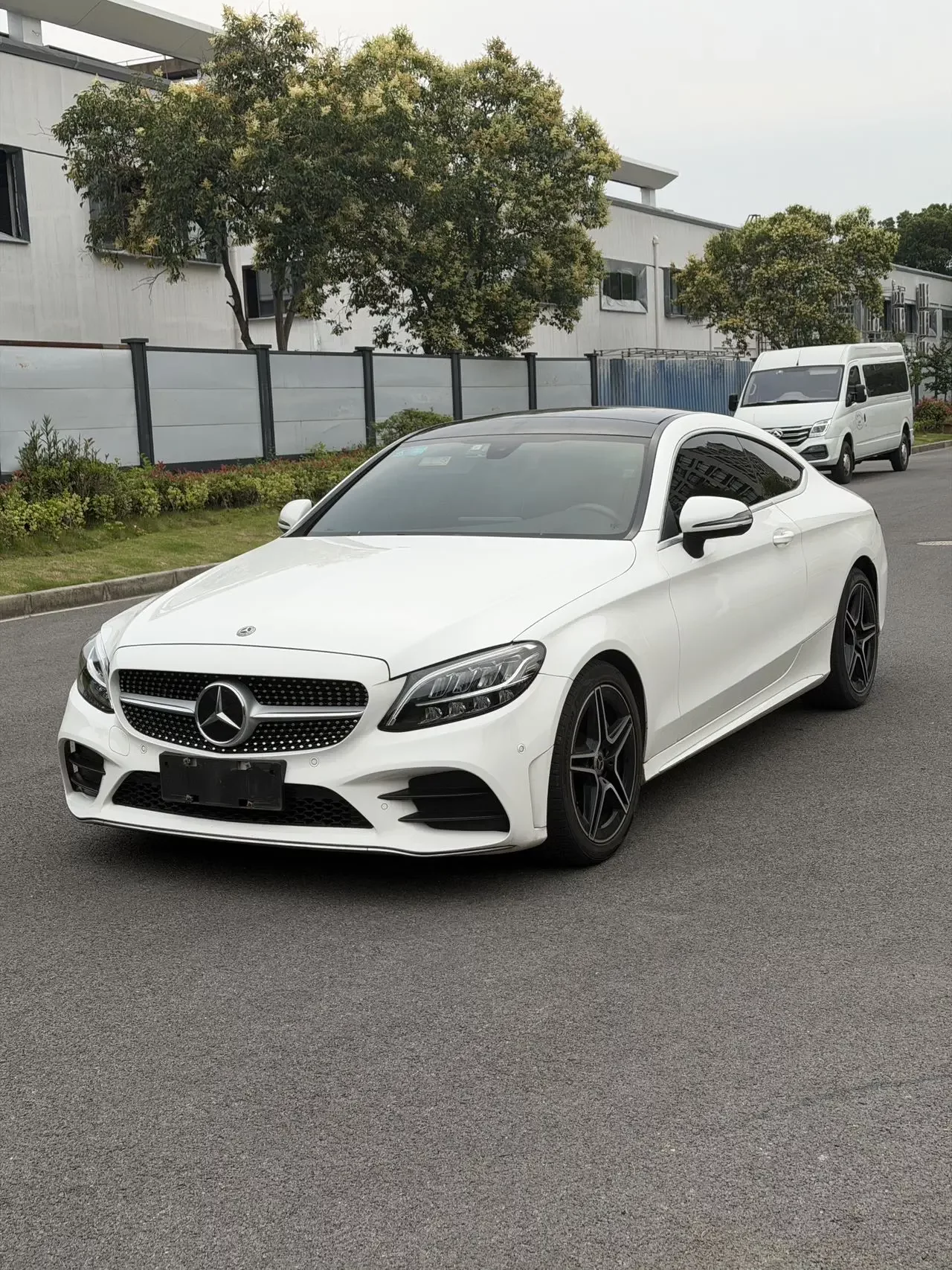 Mercedes-Benz C-Class  из Китая