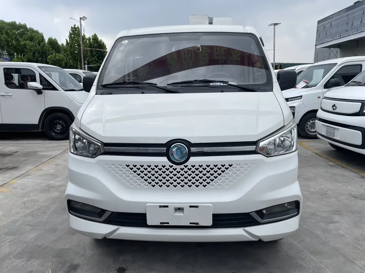 Dongfeng Yufeng EM26