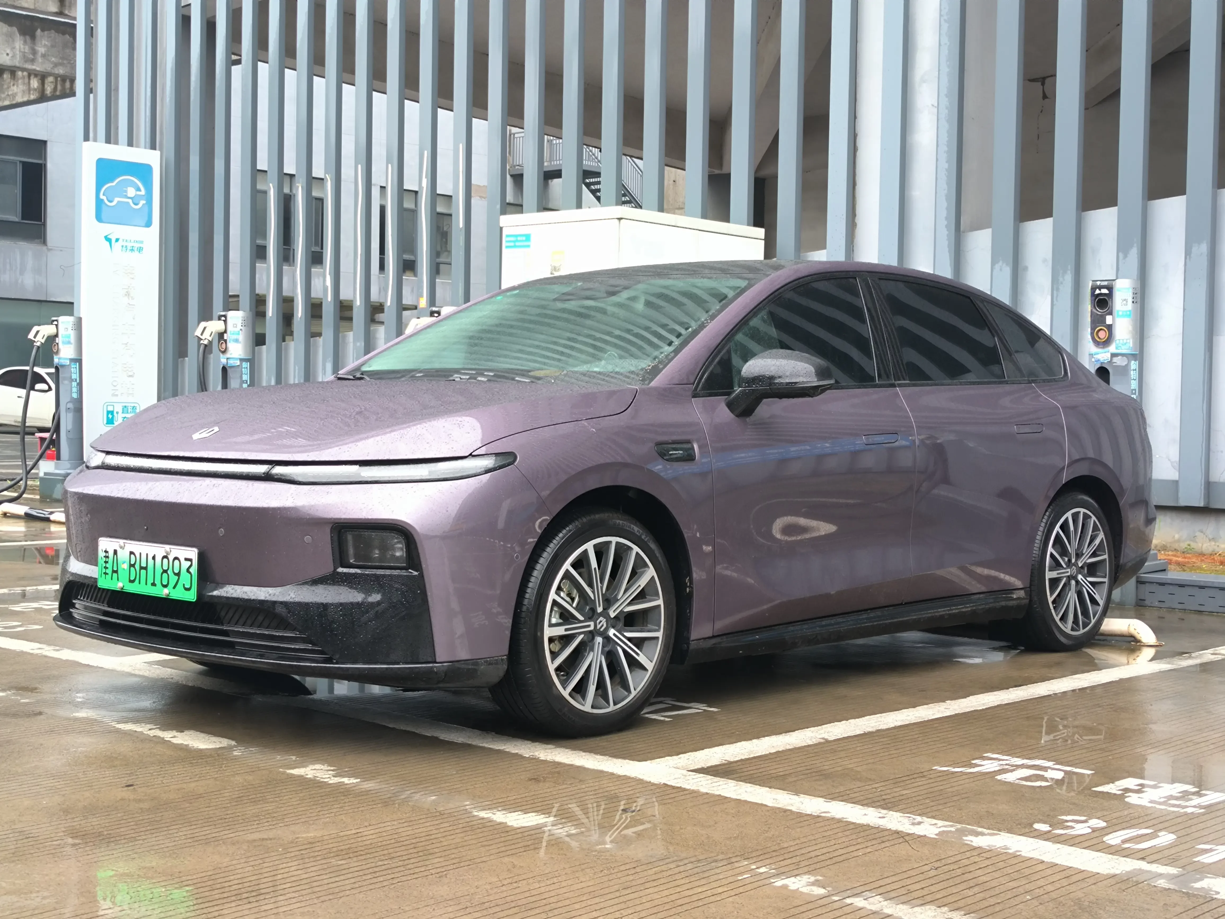 Leapmotor Leap running B01
