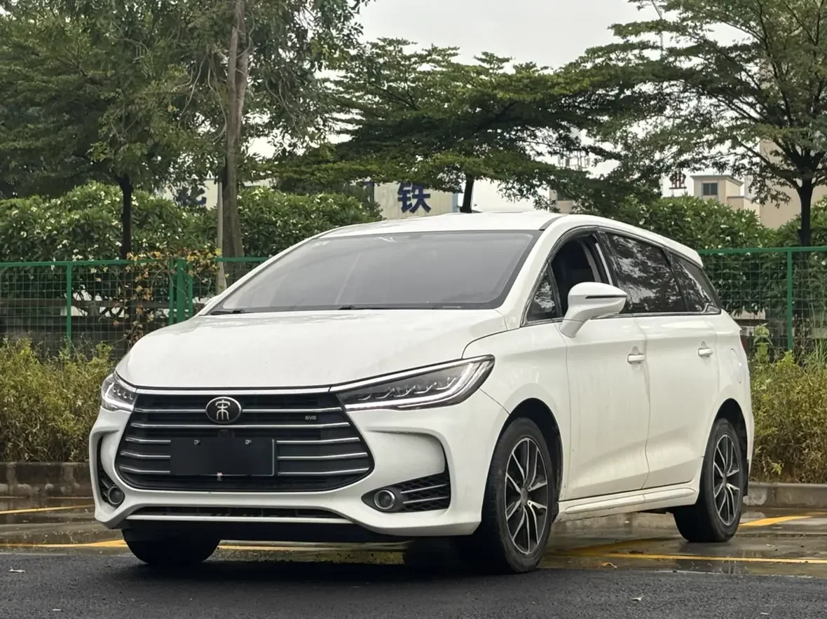BYD Song MAX