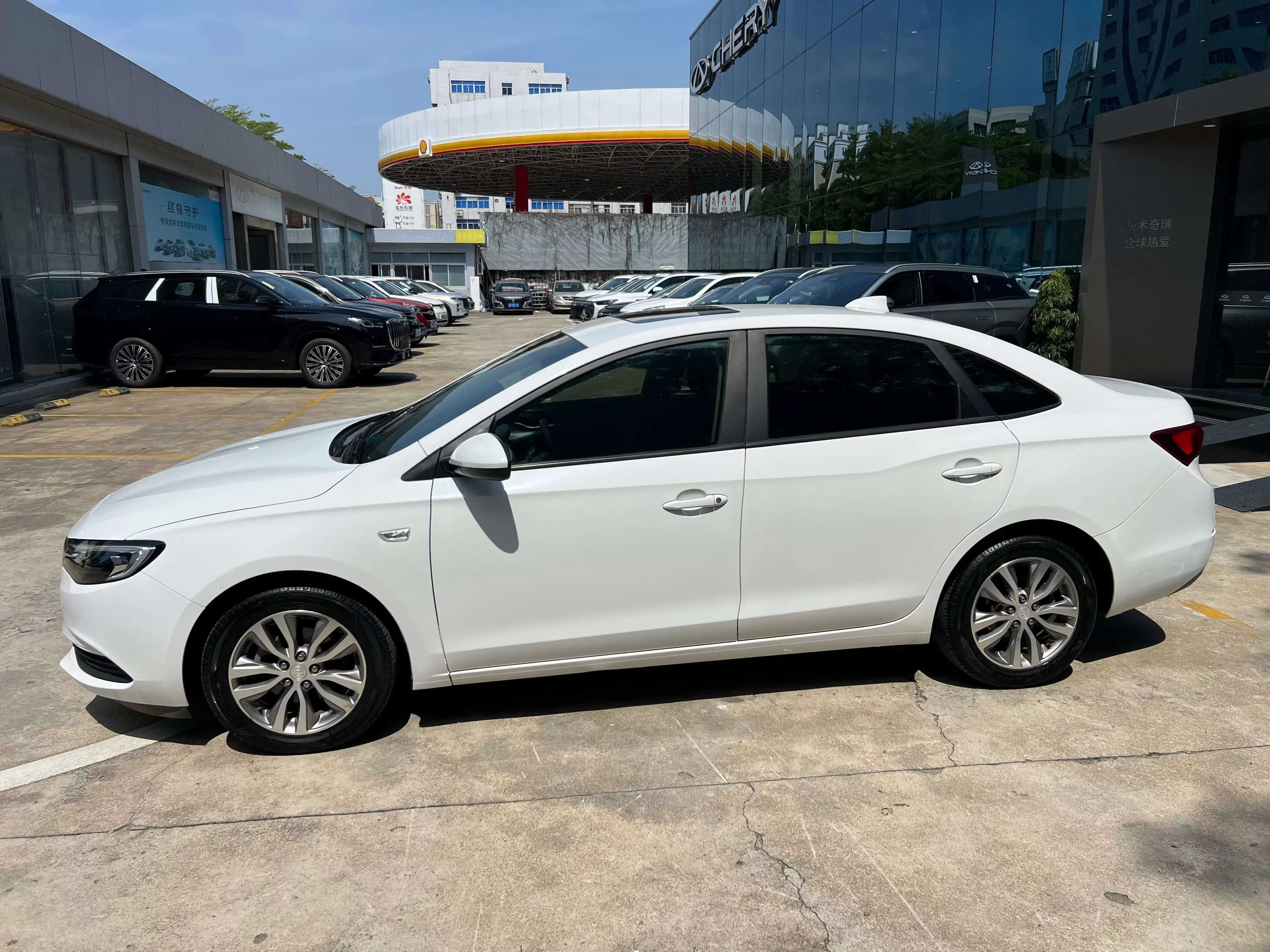 Buick Yinglang