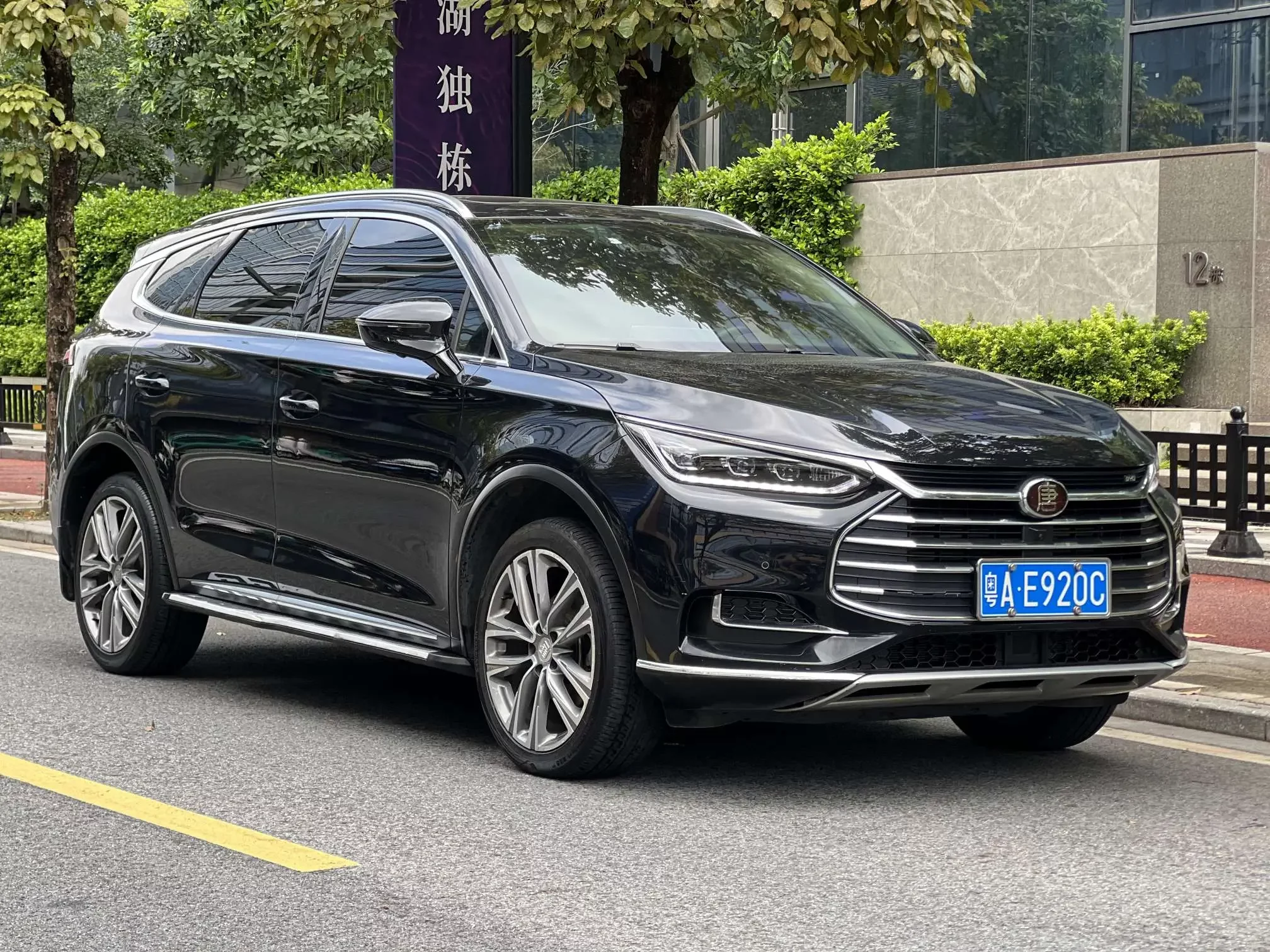 BYD Tang