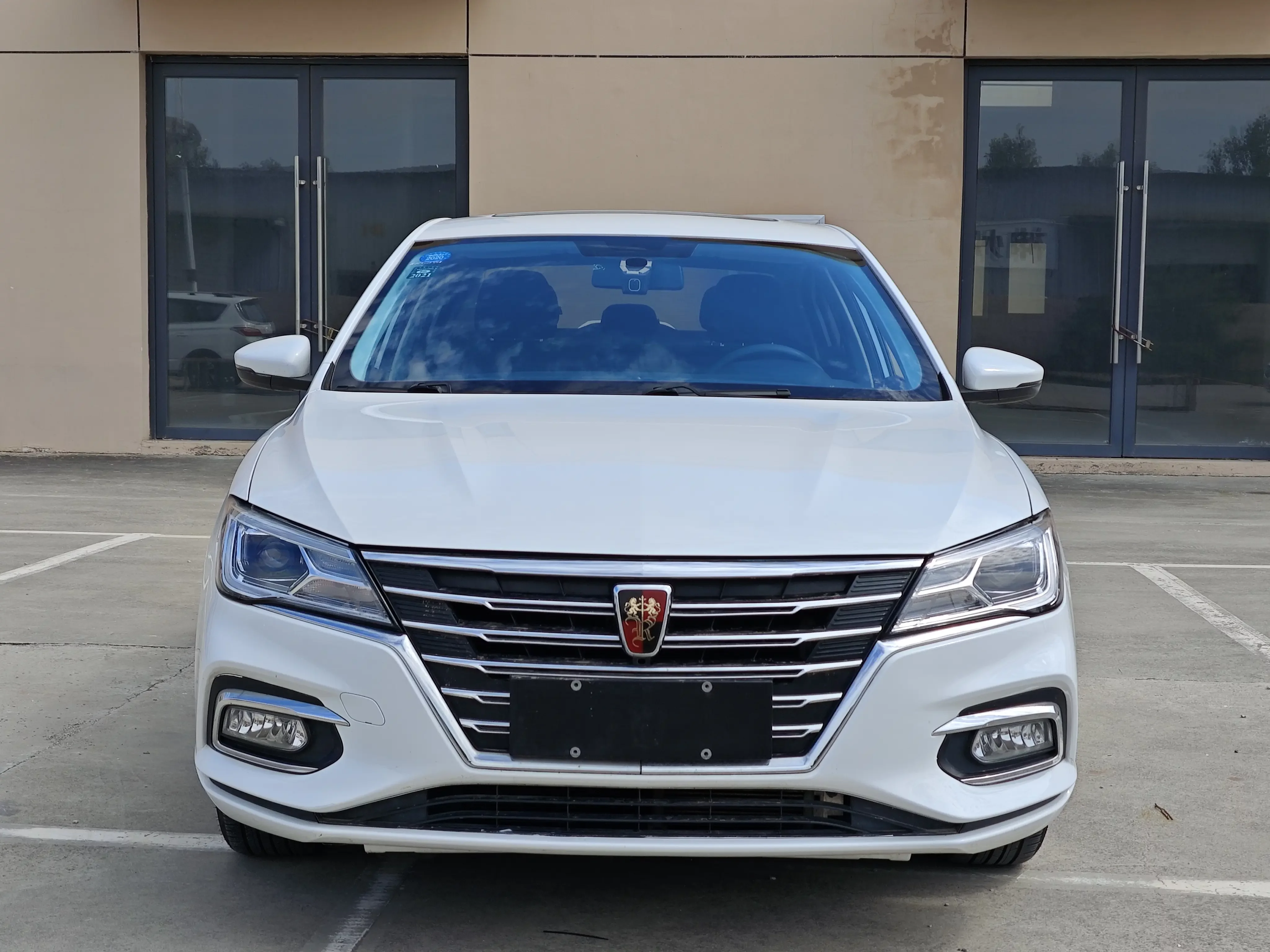 Roewe i5