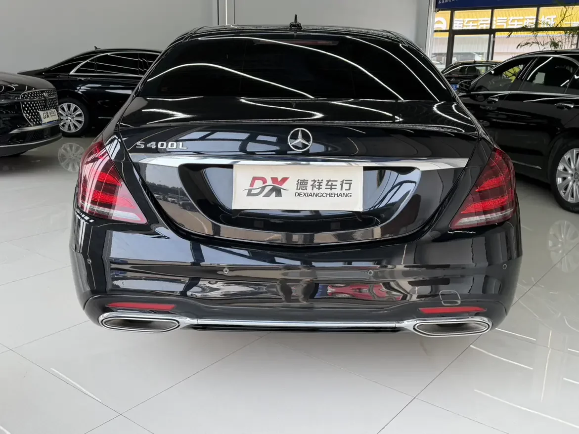 Mercedes-Benz S Class