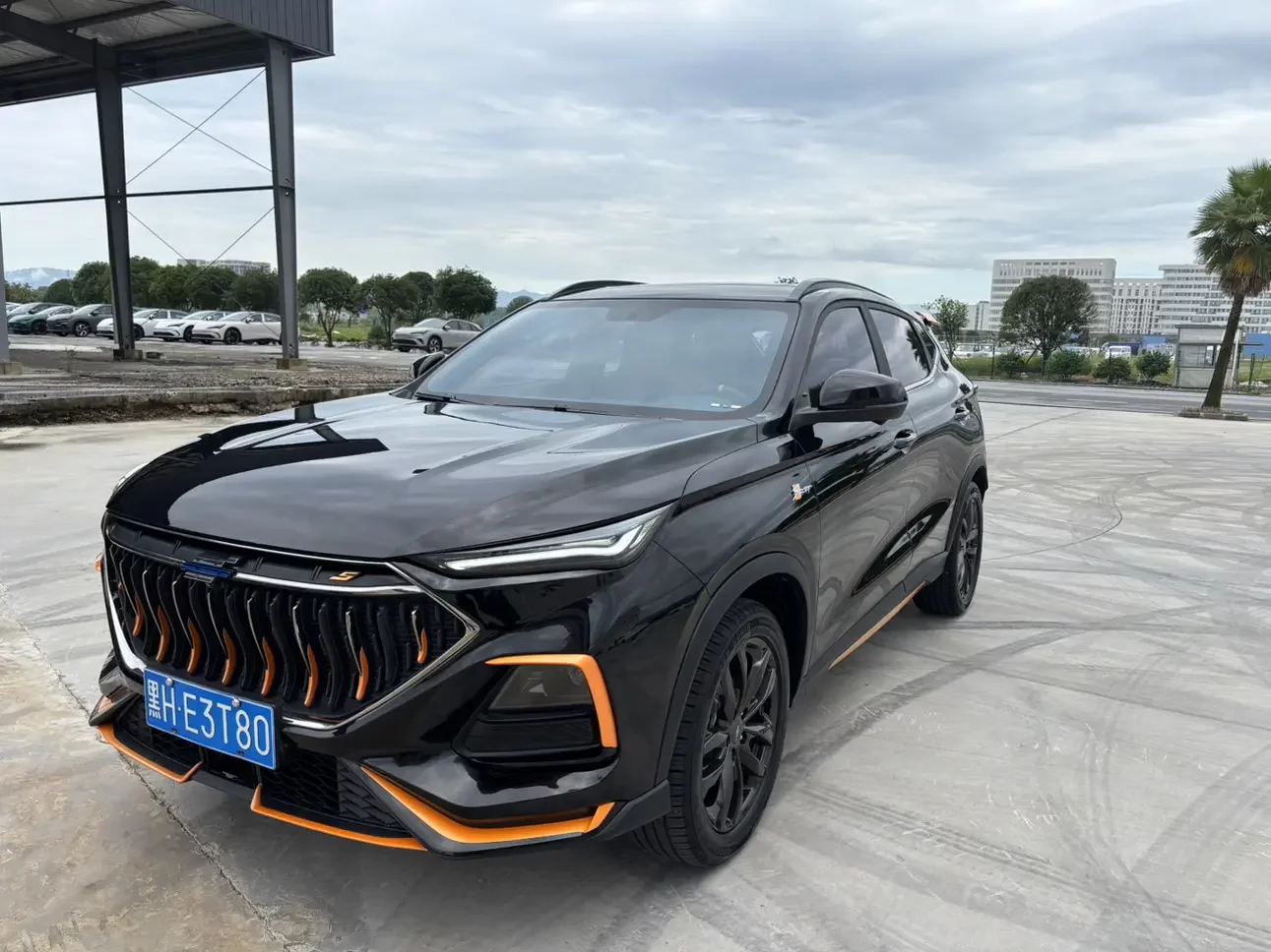 Oshan Changan Auchan X5
