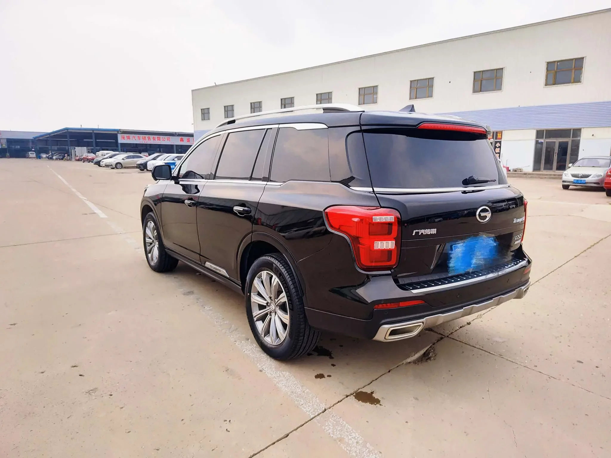 GAC Trumpchi GS8
