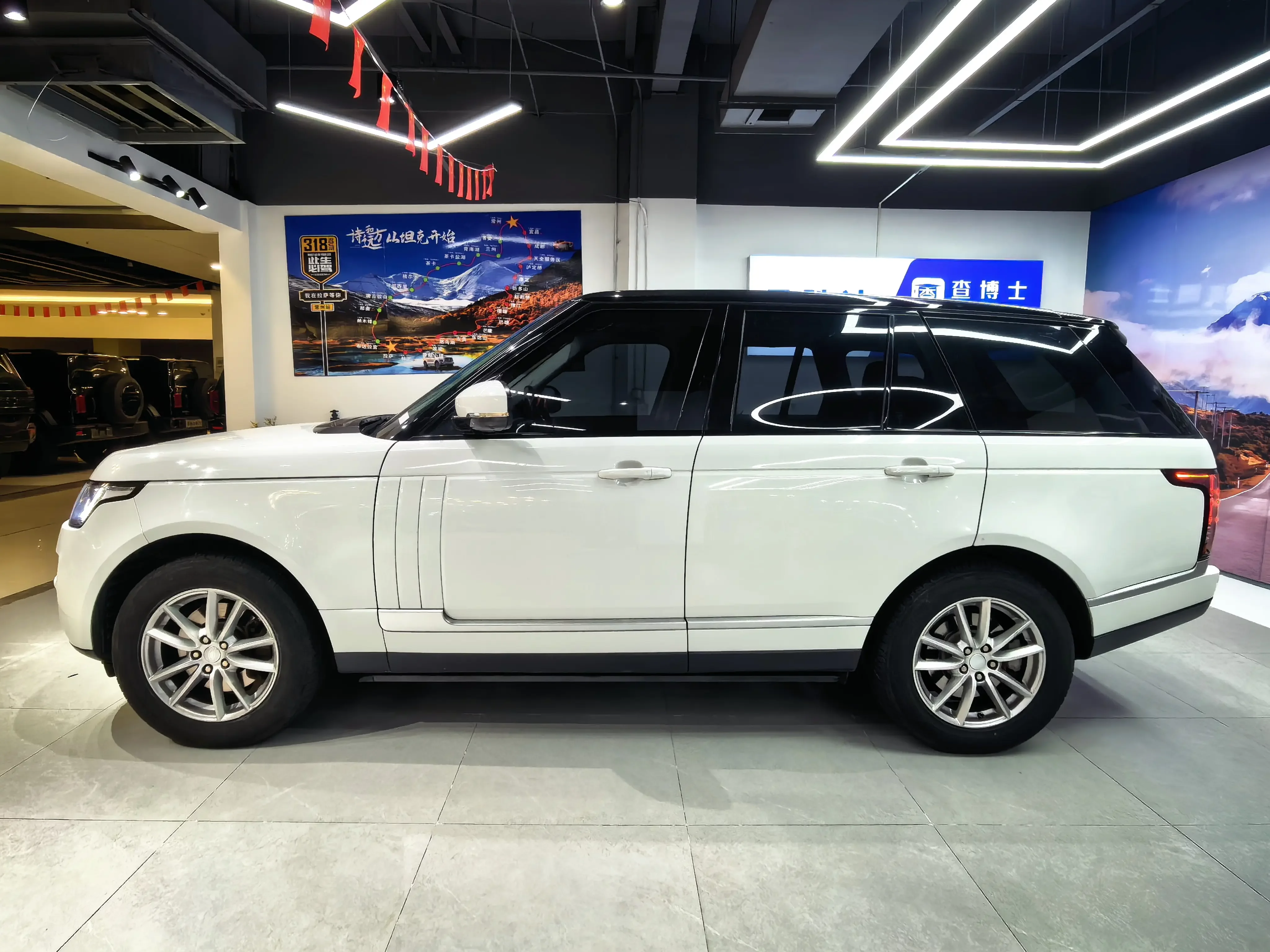 Land Rover range rover