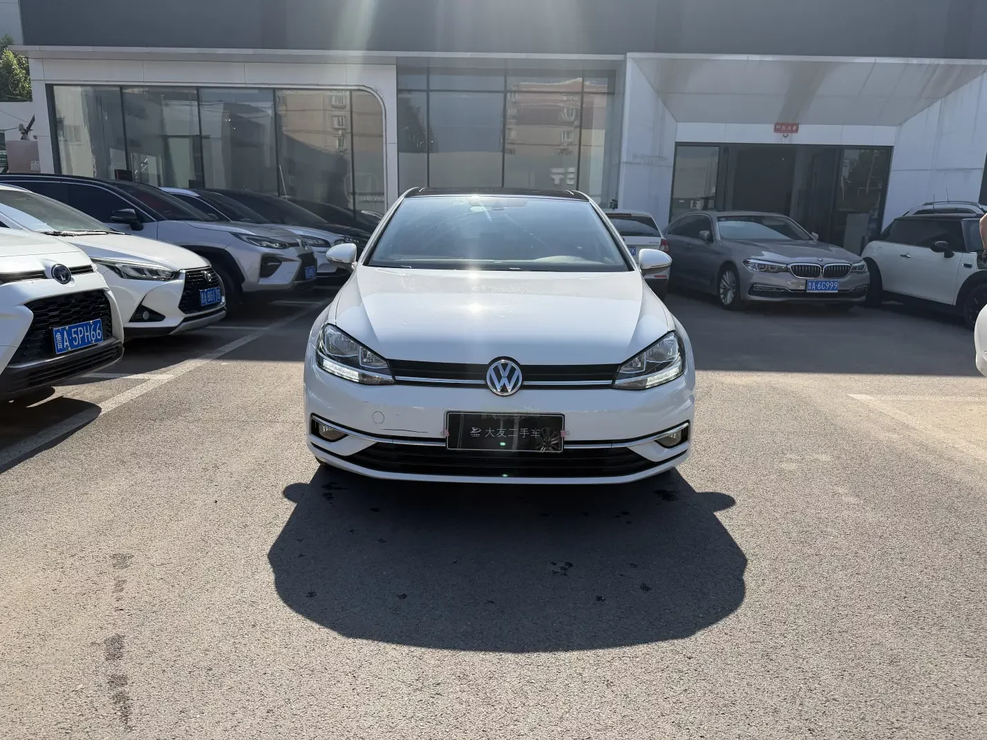 Volkswagen golf