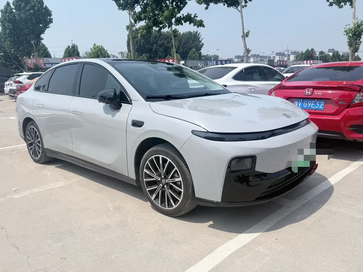 Leapmotor Leap running B01