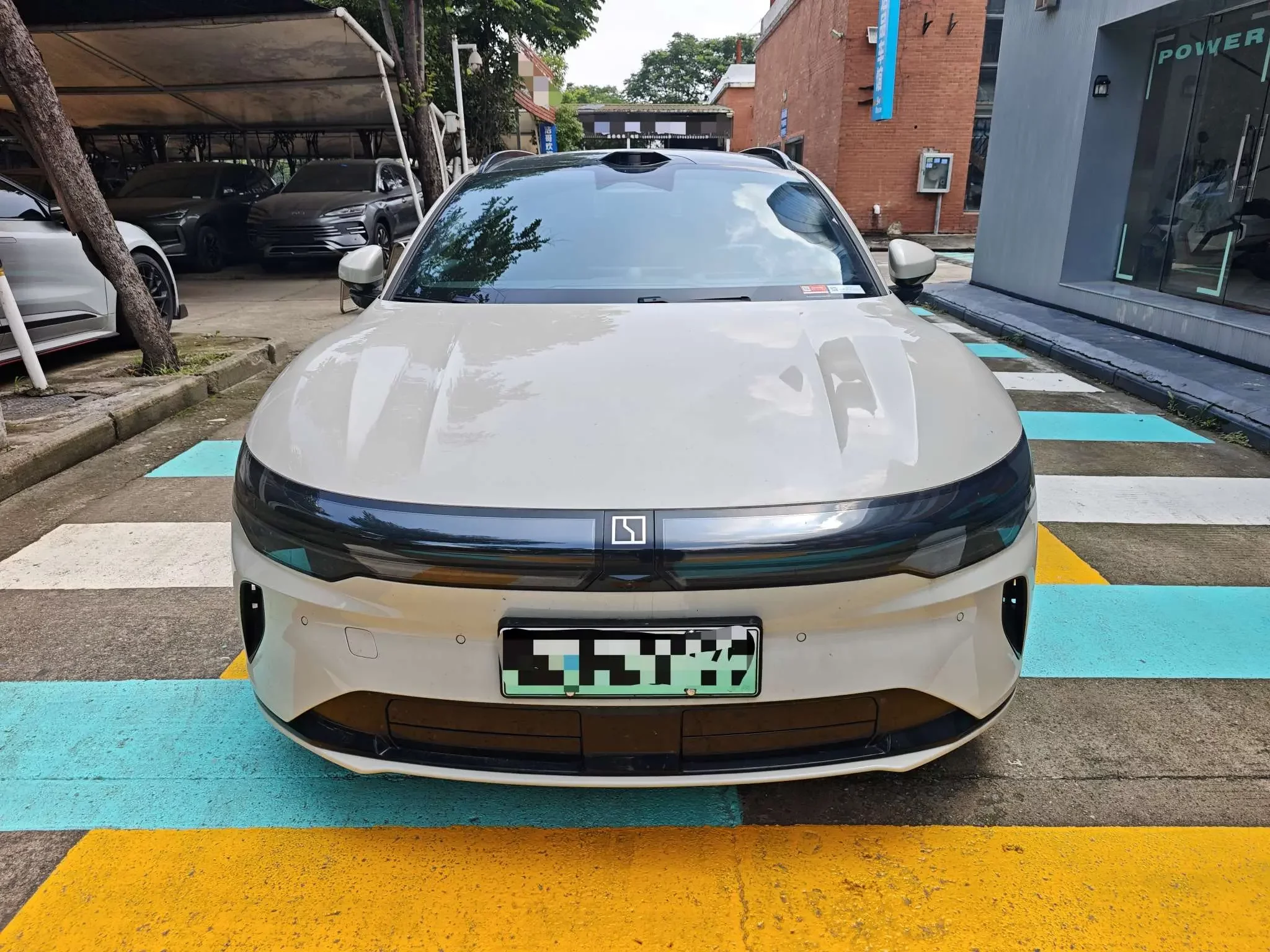 ZEEKR 007GT  из Китая