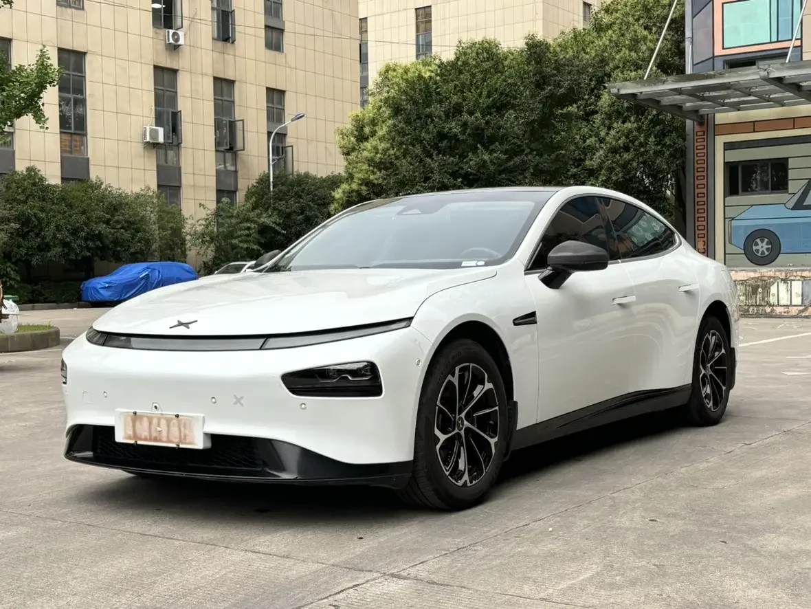 Xpeng P7