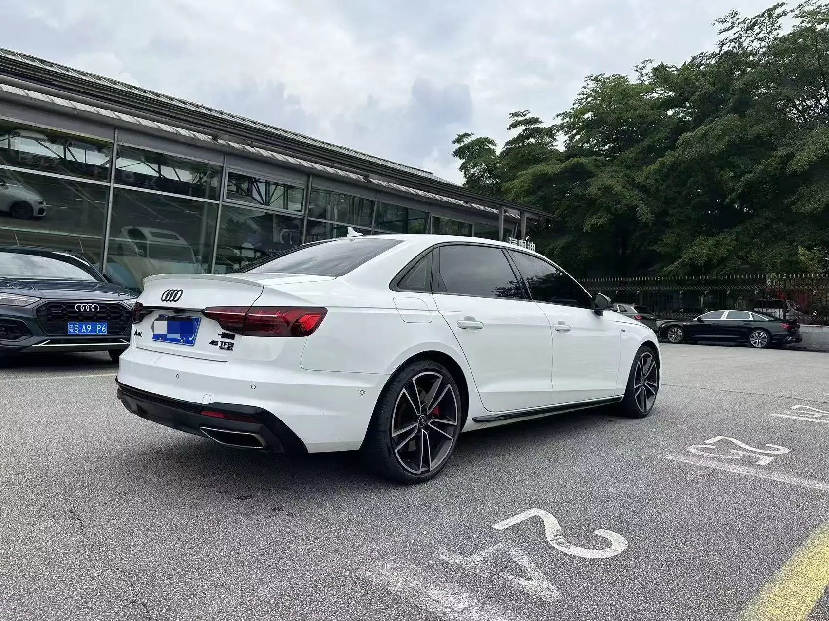 Audi A4L