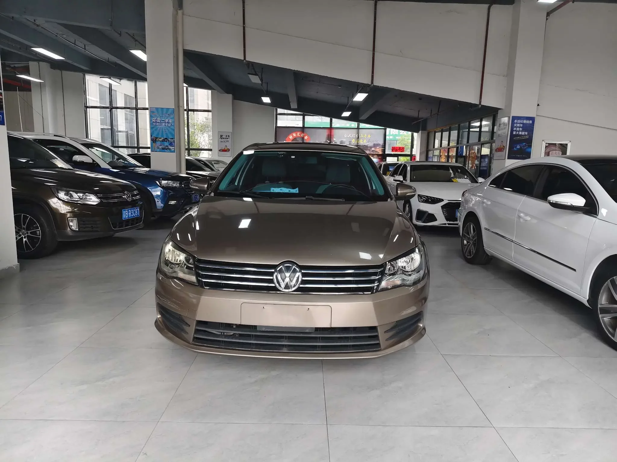 Volkswagen Bora  из Китая