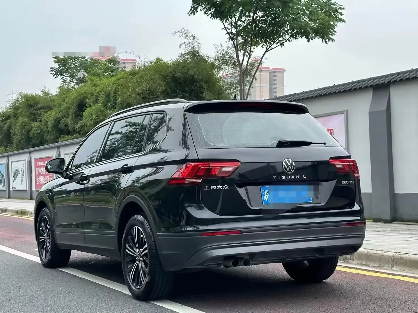 Volkswagen Tiguan L