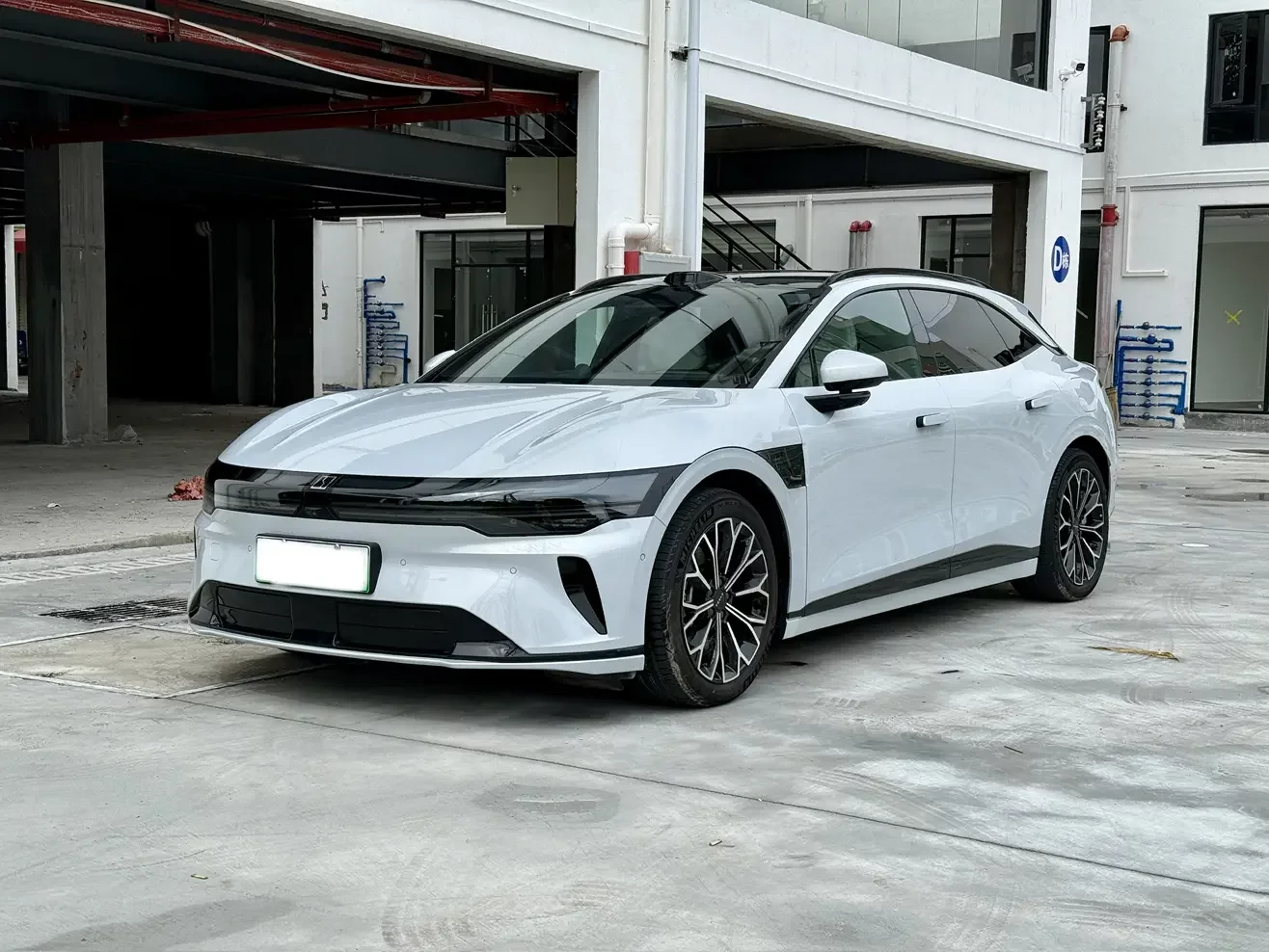 ZEEKR 007GT  из Китая