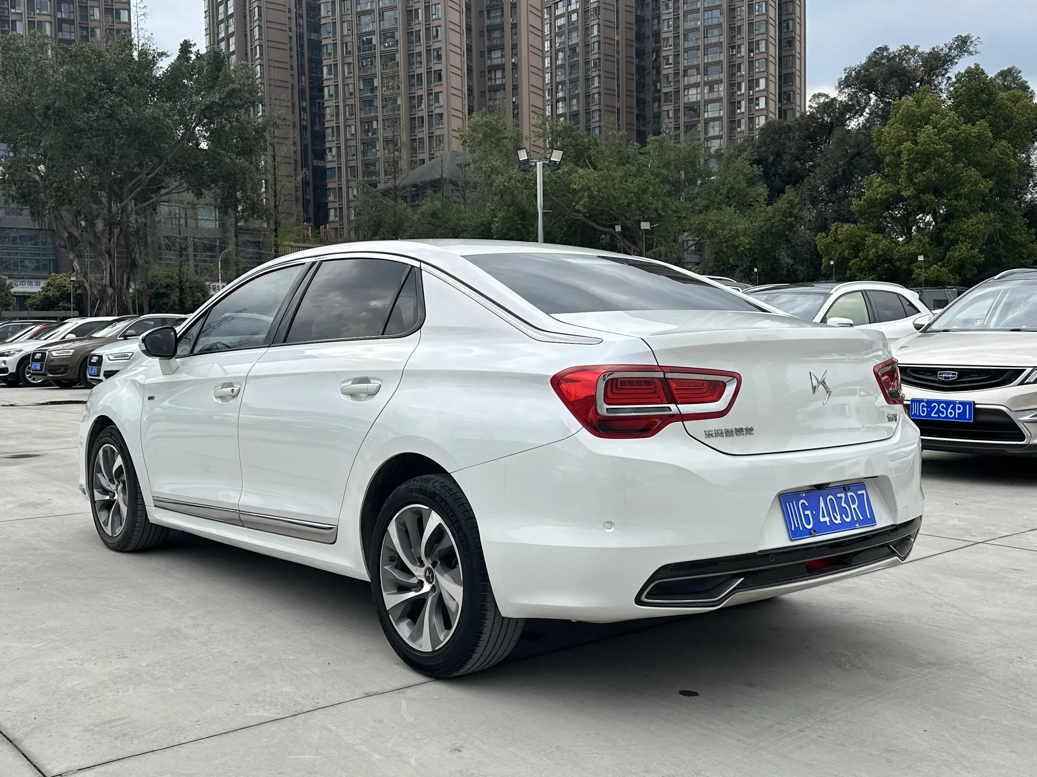 DS 5LS