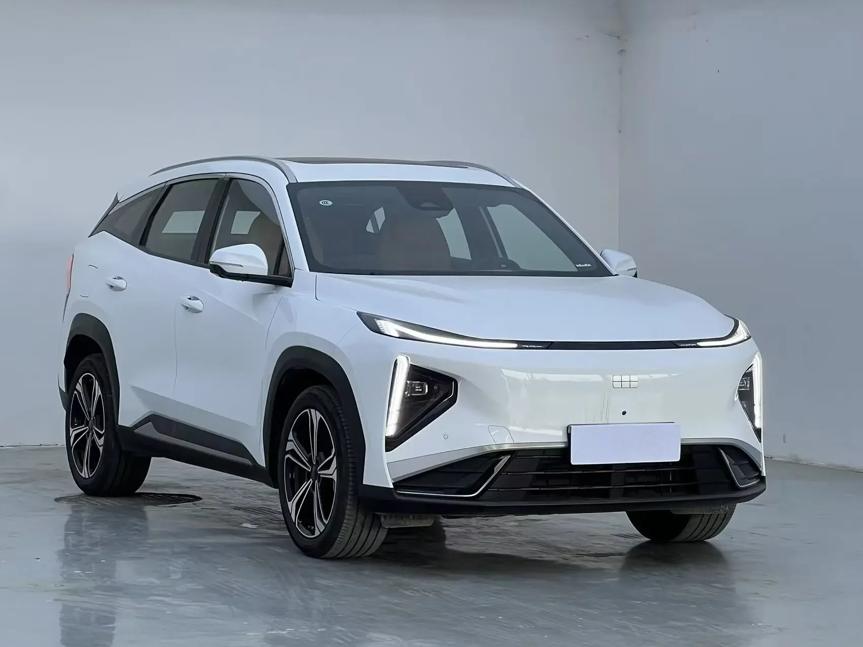 Geely Galaxy L7