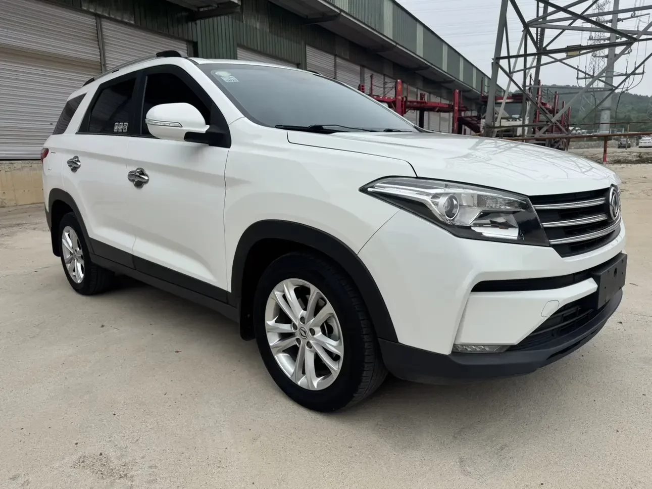 Dongfeng Scenery S560